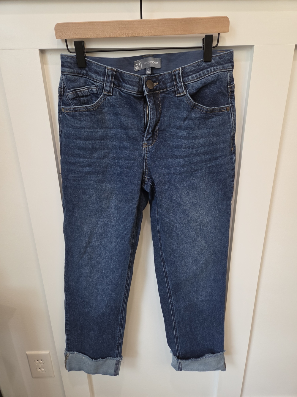 Wit & Wisdom Medium Blue Cropped Jeans
